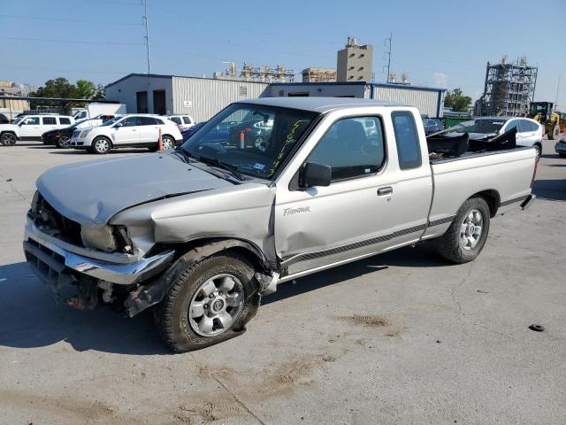 1N6DD26S3WC367859 - 1998 NISSAN FRONTIER KING CAB XE SILVER photo 1