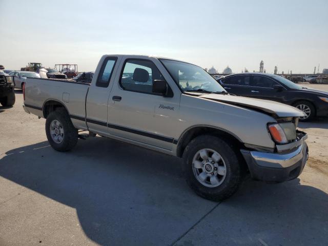 1N6DD26S3WC367859 - 1998 NISSAN FRONTIER KING CAB XE SILVER photo 4