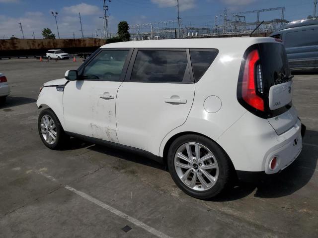 KNDJP3A54J7532095 - 2018 KIA SOUL + WHITE photo 2