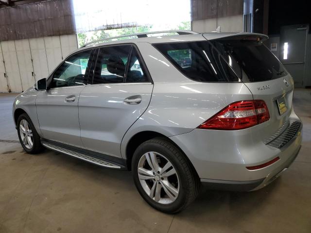 4JGDA5HB5EA359214 - 2014 MERCEDES-BENZ ML 350 4MATIC SILVER photo 2