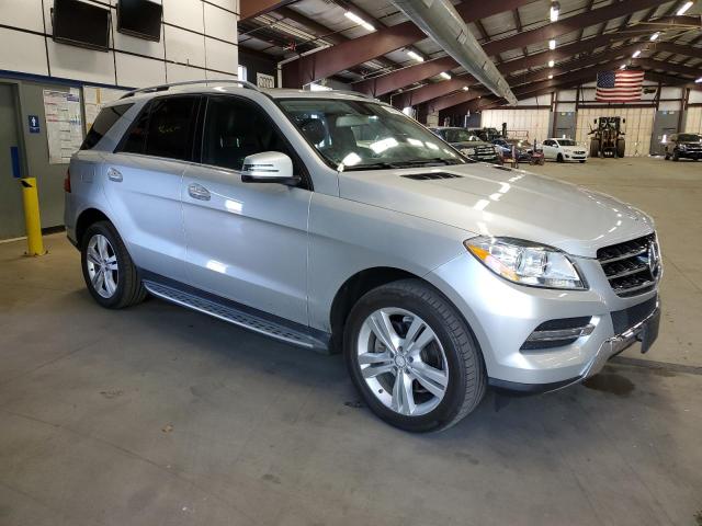 4JGDA5HB5EA359214 - 2014 MERCEDES-BENZ ML 350 4MATIC SILVER photo 4