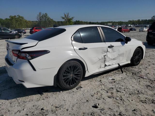 4T1T31AK9NU033438 - 2022 TOYOTA CAMRY SE NIGHT SHADE WHITE photo 3