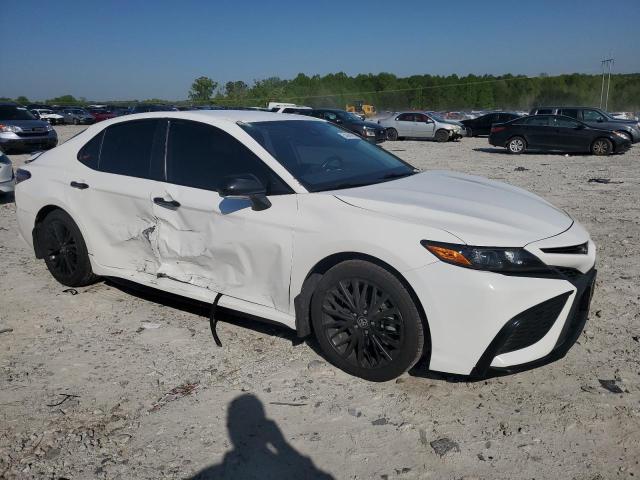 4T1T31AK9NU033438 - 2022 TOYOTA CAMRY SE NIGHT SHADE WHITE photo 4