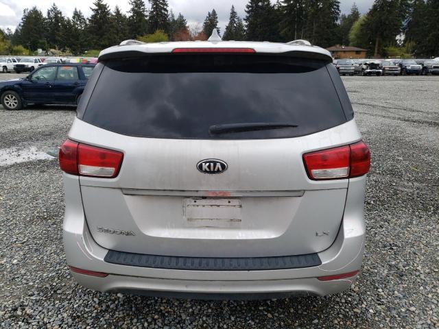 KNDMB5C12F6063670 - 2015 KIA SEDONA LX SILVER photo 6