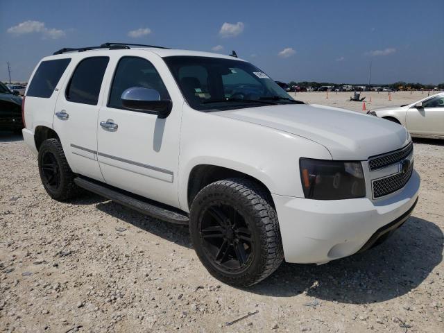 1GNSKCE03DR313405 - 2013 CHEVROLET TAHOE K1500 LTZ WHITE photo 4