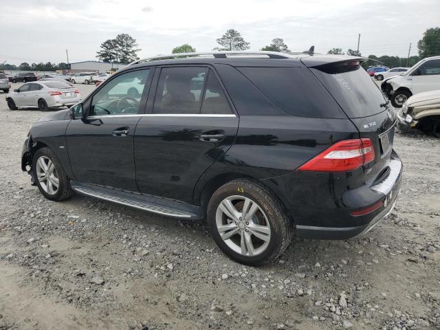 4JGDA5HB2CA022075 - 2012 MERCEDES-BENZ ML 350 4MATIC BLACK photo 2