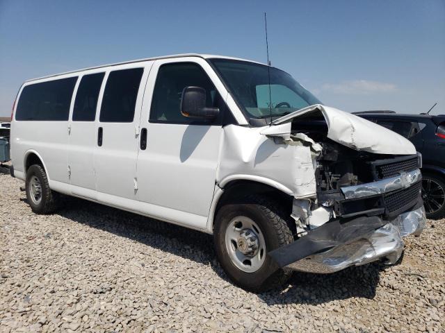 1GAZG1FG7B1179446 - 2011 CHEVROLET EXPRESS G3 LT WHITE photo 4