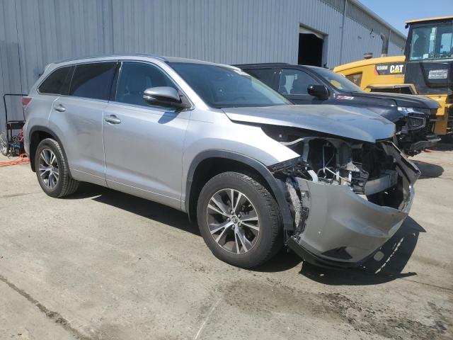 5TDJKRFH3GS355302 - 2016 TOYOTA HIGHLANDER XLE SILVER photo 4