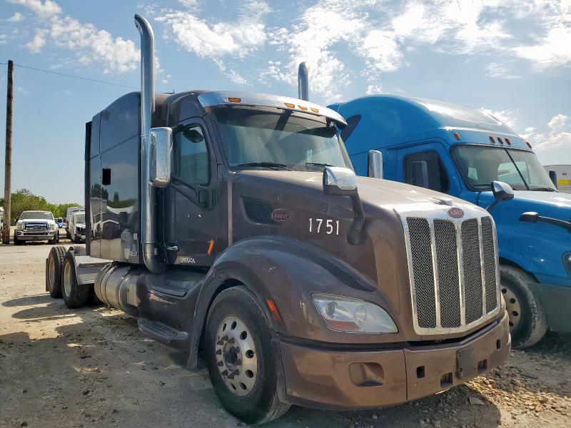 2020 PETERBILT 579, null