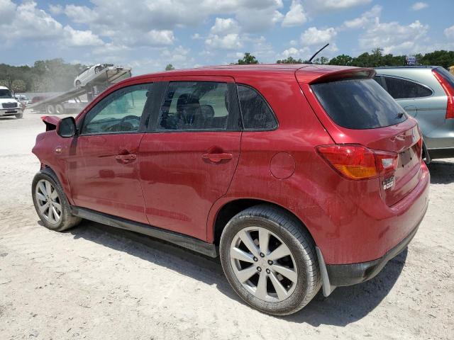 4A4AP3AU8FE042083 - 2015 MITSUBISHI OUTLANDER ES RED photo 2