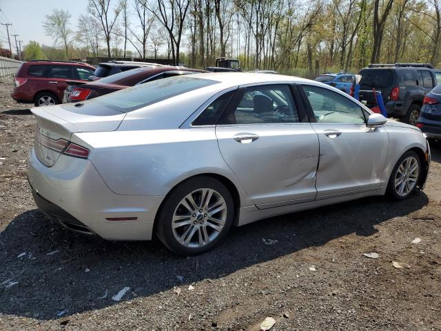 3LN6L2G95DR809836 - 2013 LINCOLN MKZ SILVER photo 3