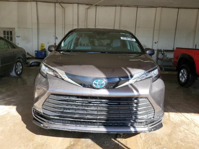 5TDKRKEC7PS172577 - 2023 TOYOTA SIENNA LE GRAY photo 5