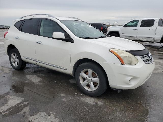 JN8AS5MT3BW161544 - 2011 NISSAN ROGUE S WHITE photo 4