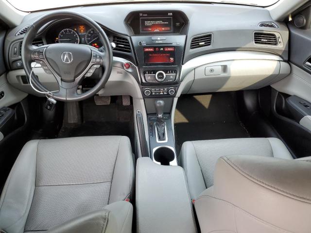 19UDE2F71GA001067 - 2016 ACURA ILX PREMIUM TECH SILVER photo 8