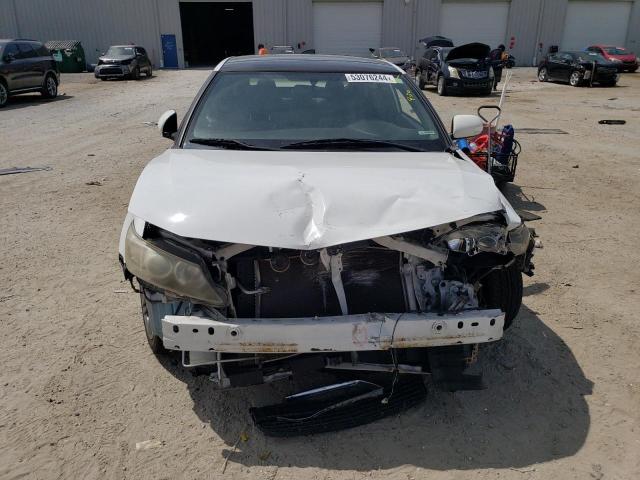 JTKJF5C73D3051983 - 2013 TOYOTA SCION TC 白色 照片 5