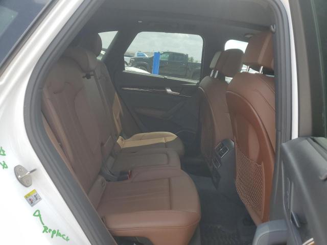 WA1CNAFY1J2104241 - 2018 AUDI Q5 PRESTIGE 白色 照片 11