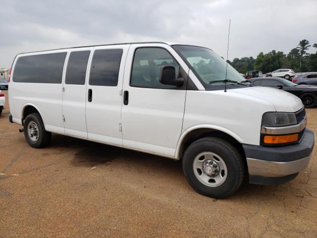 1GAZGPFG0H1279786 - 2017 CHEVROLET EXPRESS G3 LT WHITE photo 4