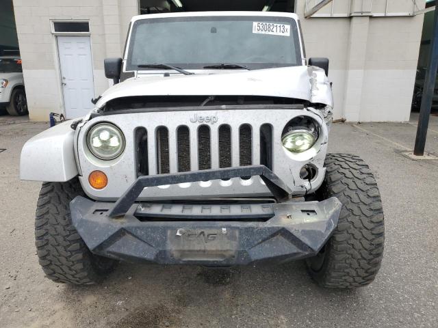 1J4GA59187L207159 - 2007 JEEP WRANGLER SAHARA WHITE photo 5