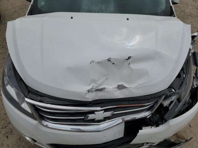 1GNKVGKD8HJ317945 - 2017 CHEVROLET TRAVERSE LT WHITE photo 12