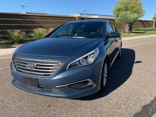 5NPE24AF4HH555767 - 2017 HYUNDAI SONATA SE BLUE photo 2