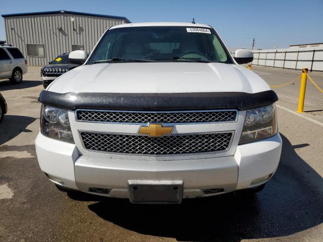 1GNSKJE3XBR156791 - 2011 CHEVROLET SUBURBAN K1500 LT WHITE photo 5