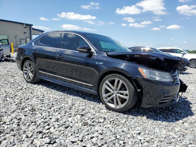 1VWDT7A35HC061331 - 2017 VOLKSWAGEN PASSAT R-LINE შავი ფოტო 4