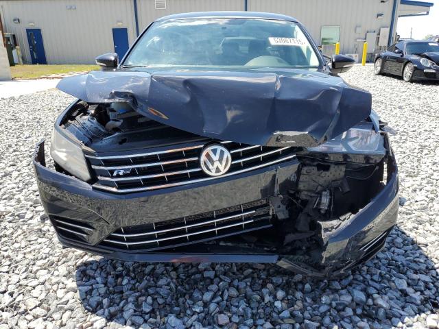 1VWDT7A35HC061331 - 2017 VOLKSWAGEN PASSAT R-LINE შავი ფოტო 5