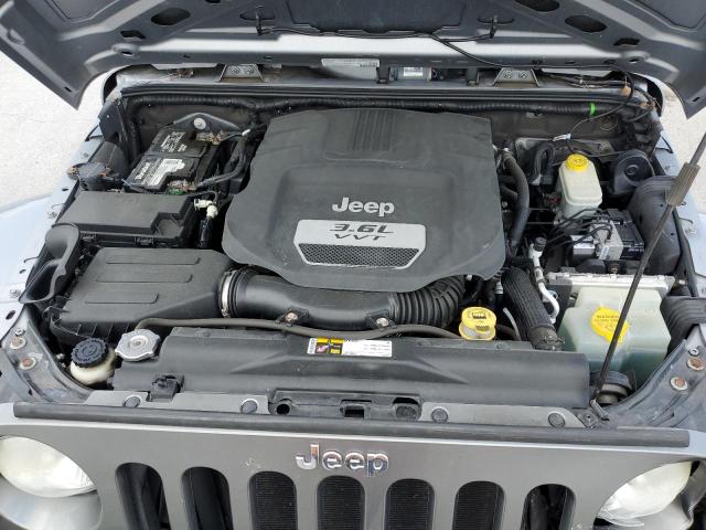 1C4AJWAG0DL580807 - 2013 JEEP WRANGLER SPORT SILVER photo 12