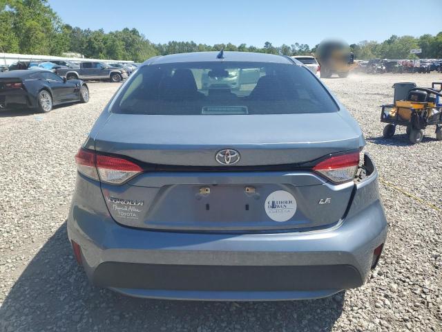 5YFEPRAE8LP059906 - 2020 TOYOTA COROLLA LE BLUE photo 6