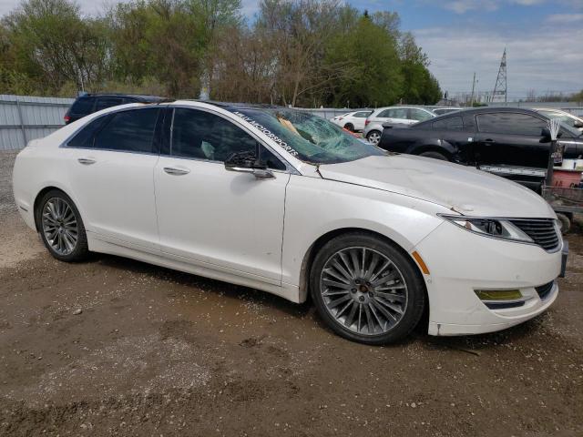 3LN6L2JK2DR821874 - 2013 LINCOLN MKZ WHITE photo 4
