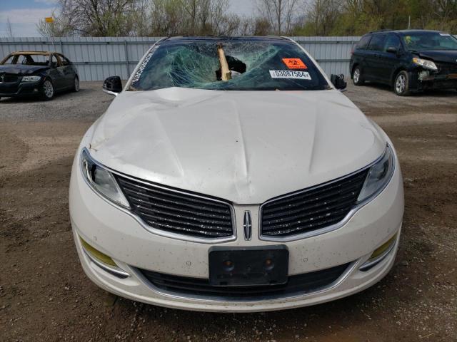 3LN6L2JK2DR821874 - 2013 LINCOLN MKZ WHITE photo 5