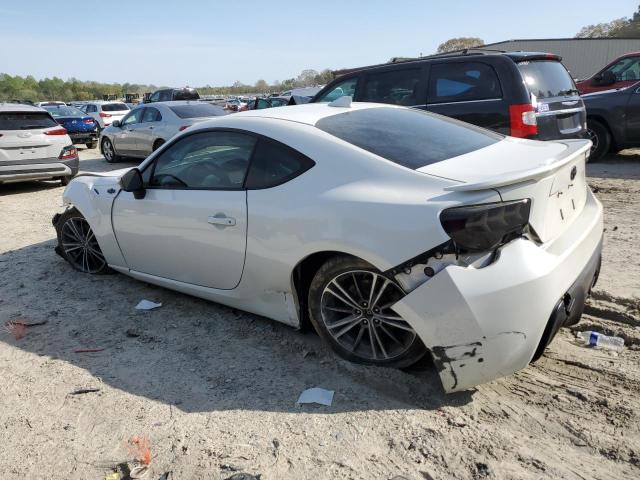 JF1ZNAA16F8710011 - 2015 TOYOTA SCION FR-S WHITE photo 2