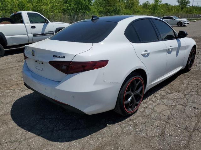 ZARFANAN5L7625302 - 2020 ALFA ROMEO GIULIA WHITE photo 3