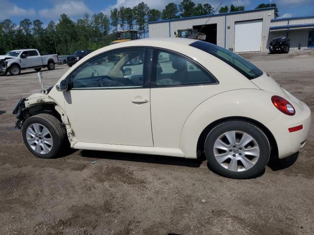 3VWRW3AG0AM027018 - 2010 VOLKSWAGEN NEW BEETLE CREAM photo 2