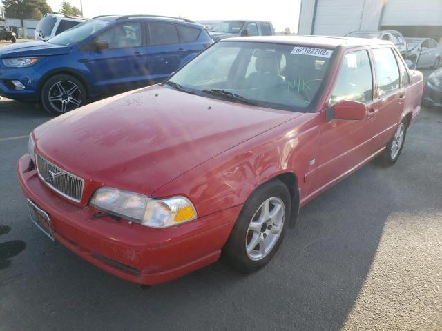 YV1LS55A4X1599554 - 1999 VOLVO S70 RED photo 2