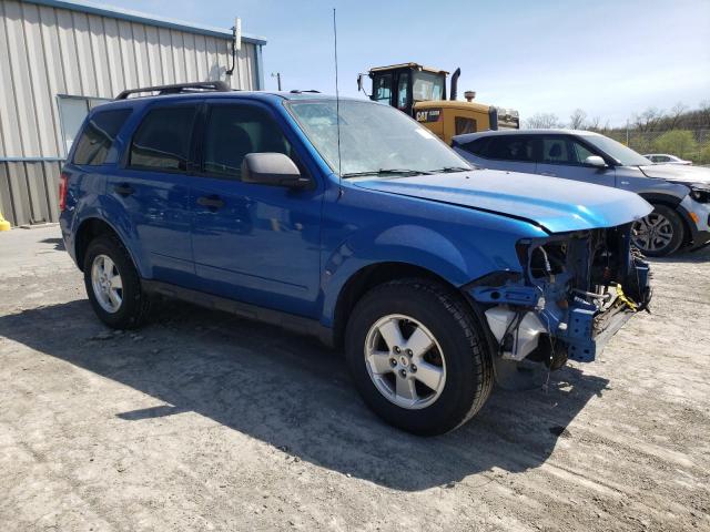 1FMCU9DG9BKB69675 - 2011 FORD ESCAPE XLT BLUE photo 4