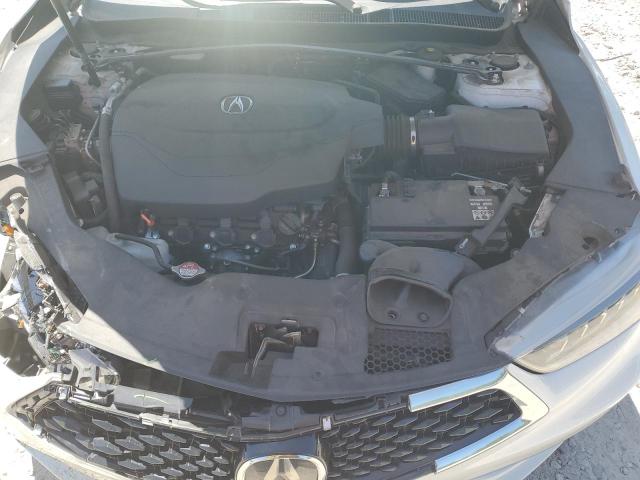 19UUB2F59JA004586 - 2018 ACURA TLX TECH WHITE photo 11