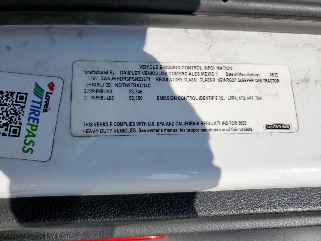 3AKJHHDR3PSNZ3671 - 2023 FREIGHTLINER CASCADIA 1 WHITE photo 10