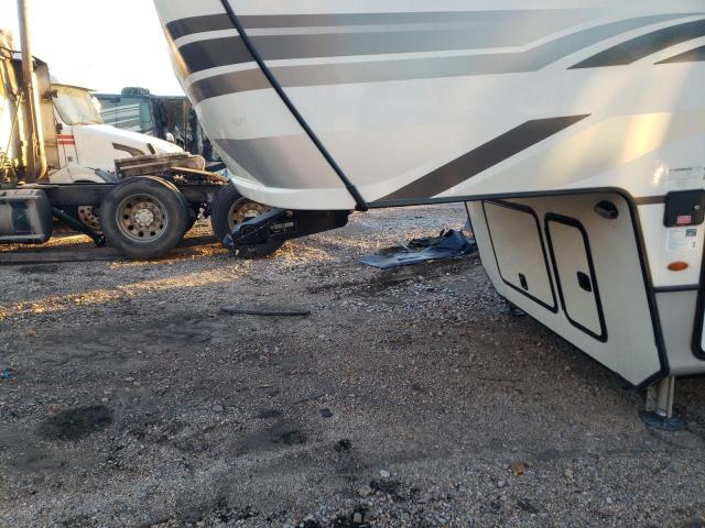 4YDFM0U22P4700693 - 2023 KEYSTONE MONTANA WHITE photo 7