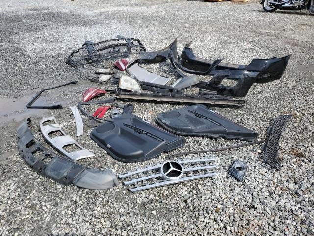 4JGBB8GB9AA599903 - 2010 MERCEDES-BENZ ML 350 4MATIC BLACK photo 12