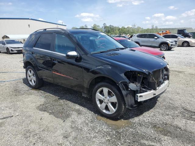 4JGBB8GB9AA599903 - 2010 MERCEDES-BENZ ML 350 4MATIC BLACK photo 4