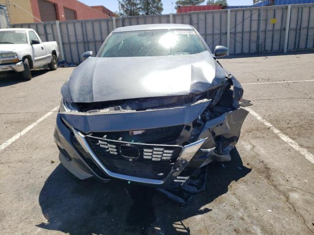 1N4BL4BV4LN310956 - 2020 NISSAN ALTIMA S GRAY photo 5