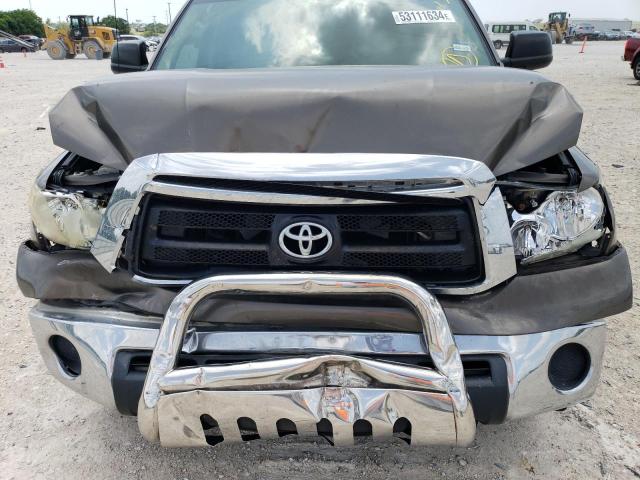 5TFEM5F14CX048135 - 2012 TOYOTA TUNDRA CREWMAX SR5 BROWN photo 11