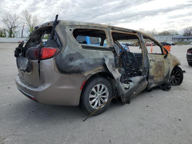 2C4RC1BG9HR667763 - 2017 CHRYSLER PACIFICA TOURING L TAN photo 3