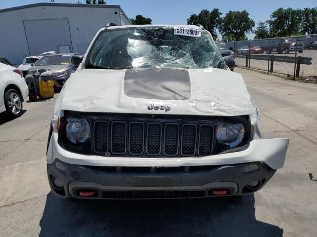 ZACNJBC19LPL57627 - 2020 JEEP RENEGADE TRAILHAWK WHITE photo 5