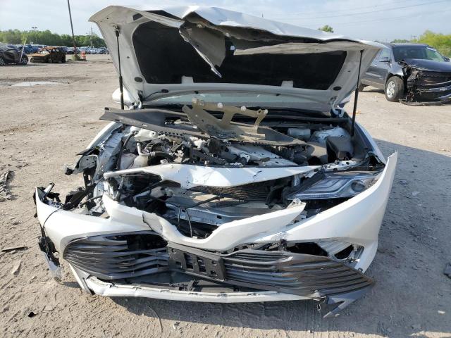 4T1F31AK8LU527896 - 2020 TOYOTA CAMRY XLE WHITE photo 5