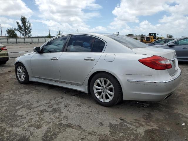 KMHGC4DD5CU187318 - 2012 HYUNDAI GENESIS 3.8L SILVER photo 2