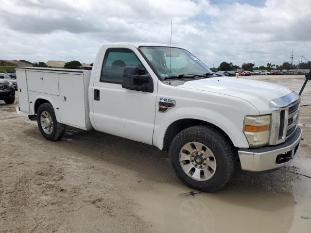 1FTSF20R98EB51094 - 2008 FORD F250 SUPER DUTY WHITE photo 4