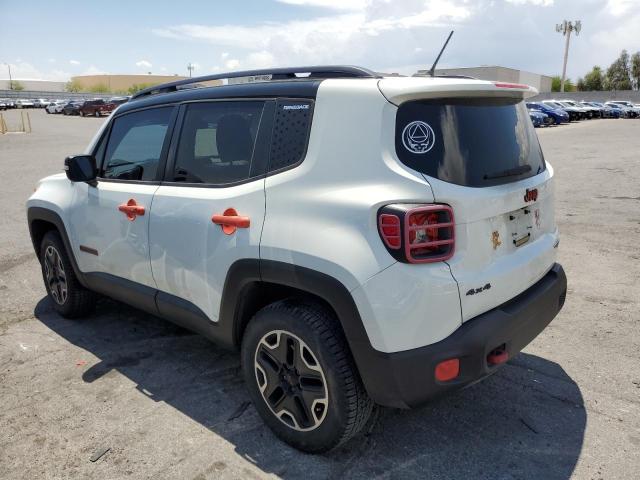 ZACCJBCT0FPB68974 - 2015 JEEP RENEGADE TRAILHAWK WHITE photo 2