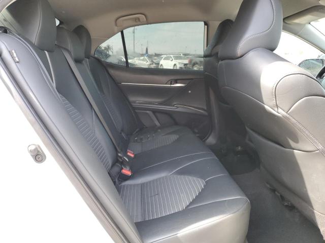 4T1G11AK7PU780272 - 2023 TOYOTA CAMRY SE NIGHT SHADE WHITE photo 10